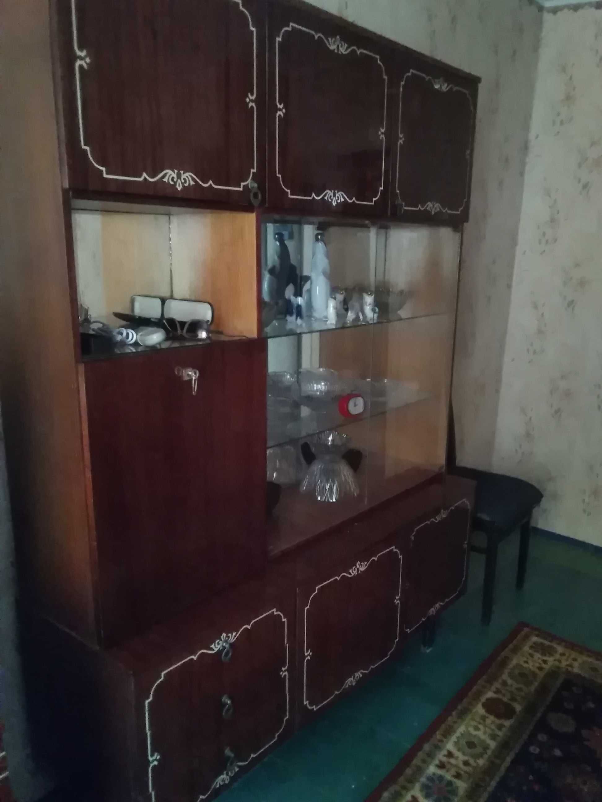 Продам мебель б/у времен СССР