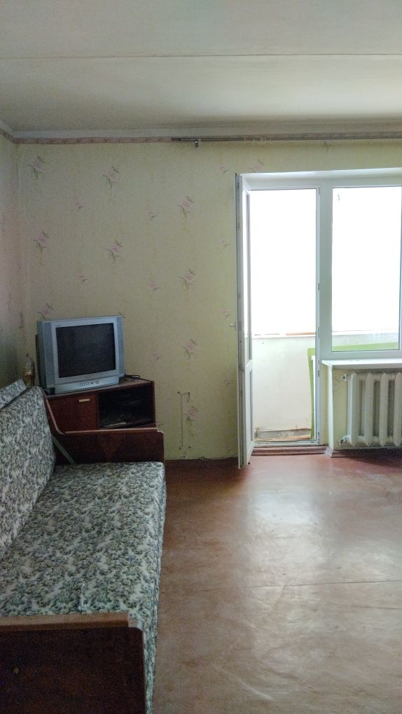 Продаж просторої однокімнатної квартири