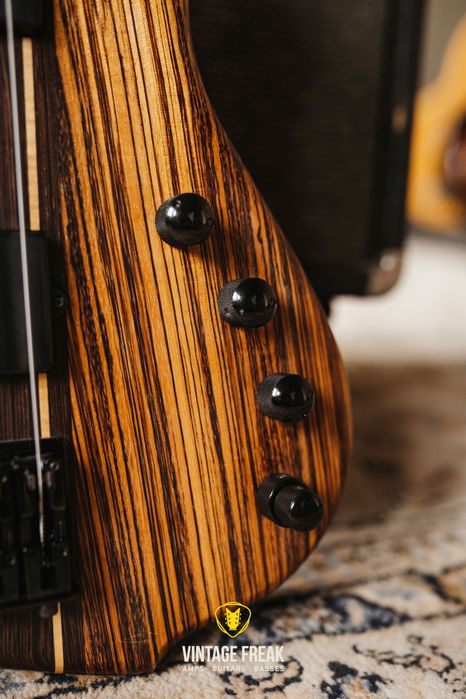 Lutnicza Gitara Basowa Krzysztof Kania