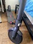Trotinete ( patinete) segway ninebot
