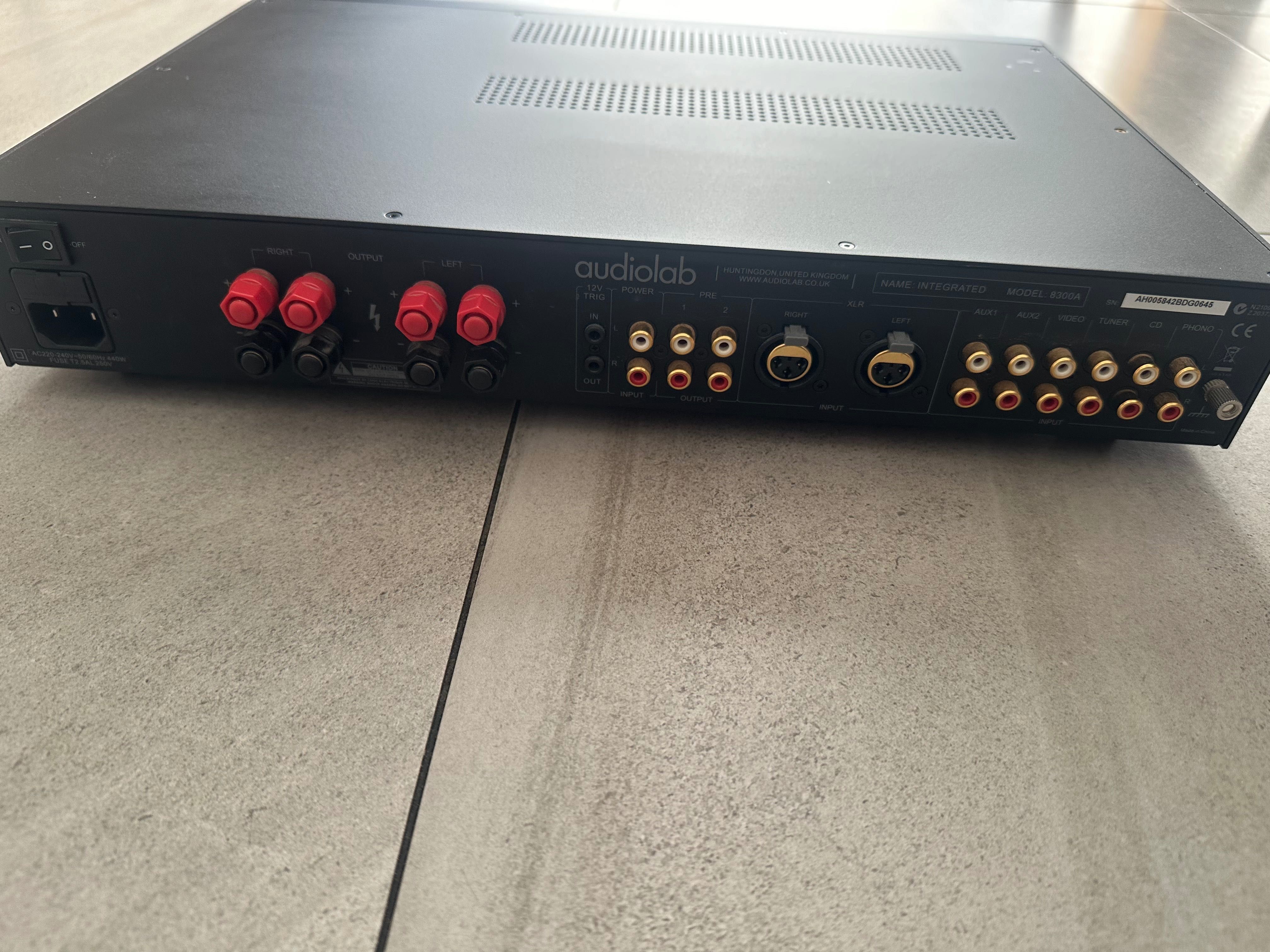 Wzmacniacz Audiolab 8300A Jak nowy.