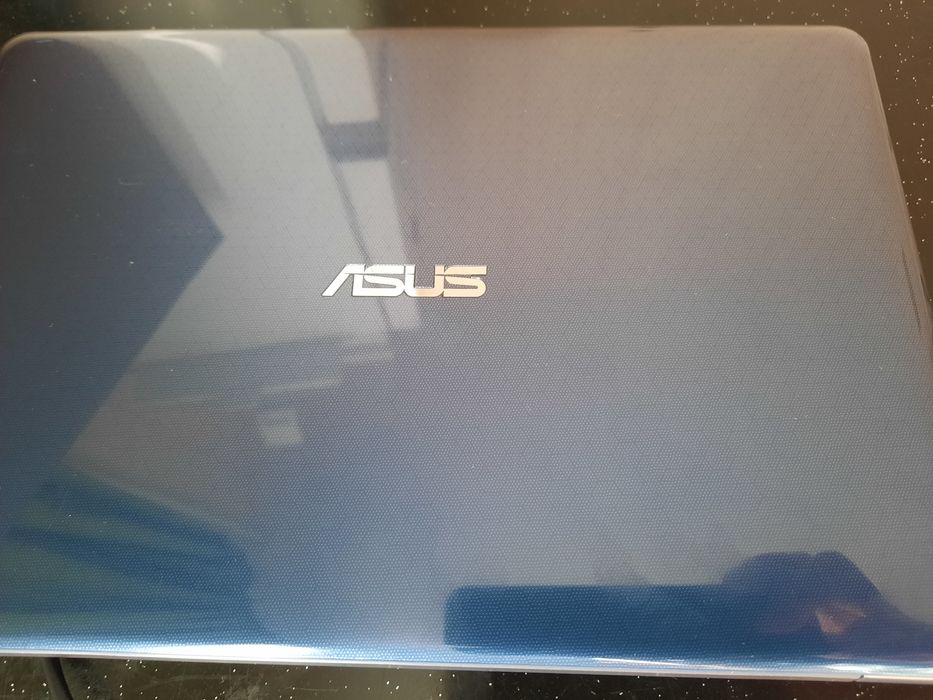 Ноутбук Asus VivoBook E203MA (на відновлення)