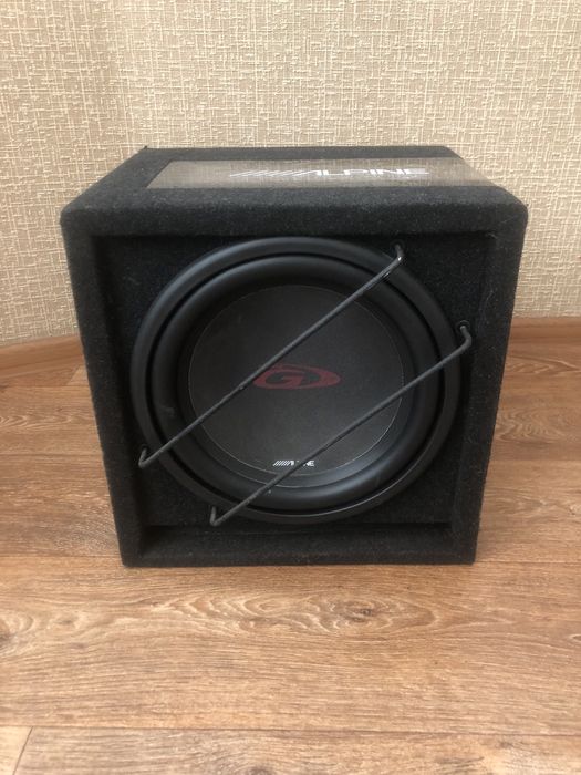 Продам сабвуфер Alpine SBG-1244BR