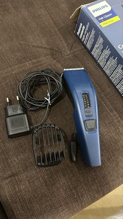 Maquina de cabelo e barba