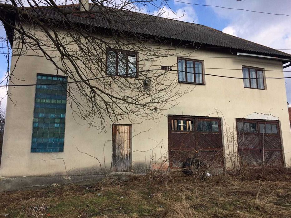 Окрема будівля 138м фасад траси Н-10 Чернівці-І.Франківськ, с.Матеївці