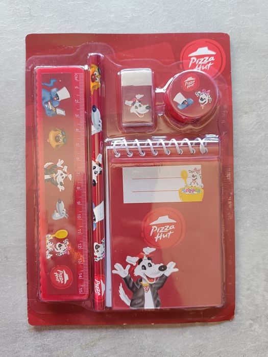 Set escolar papelaria pizza Hut novo