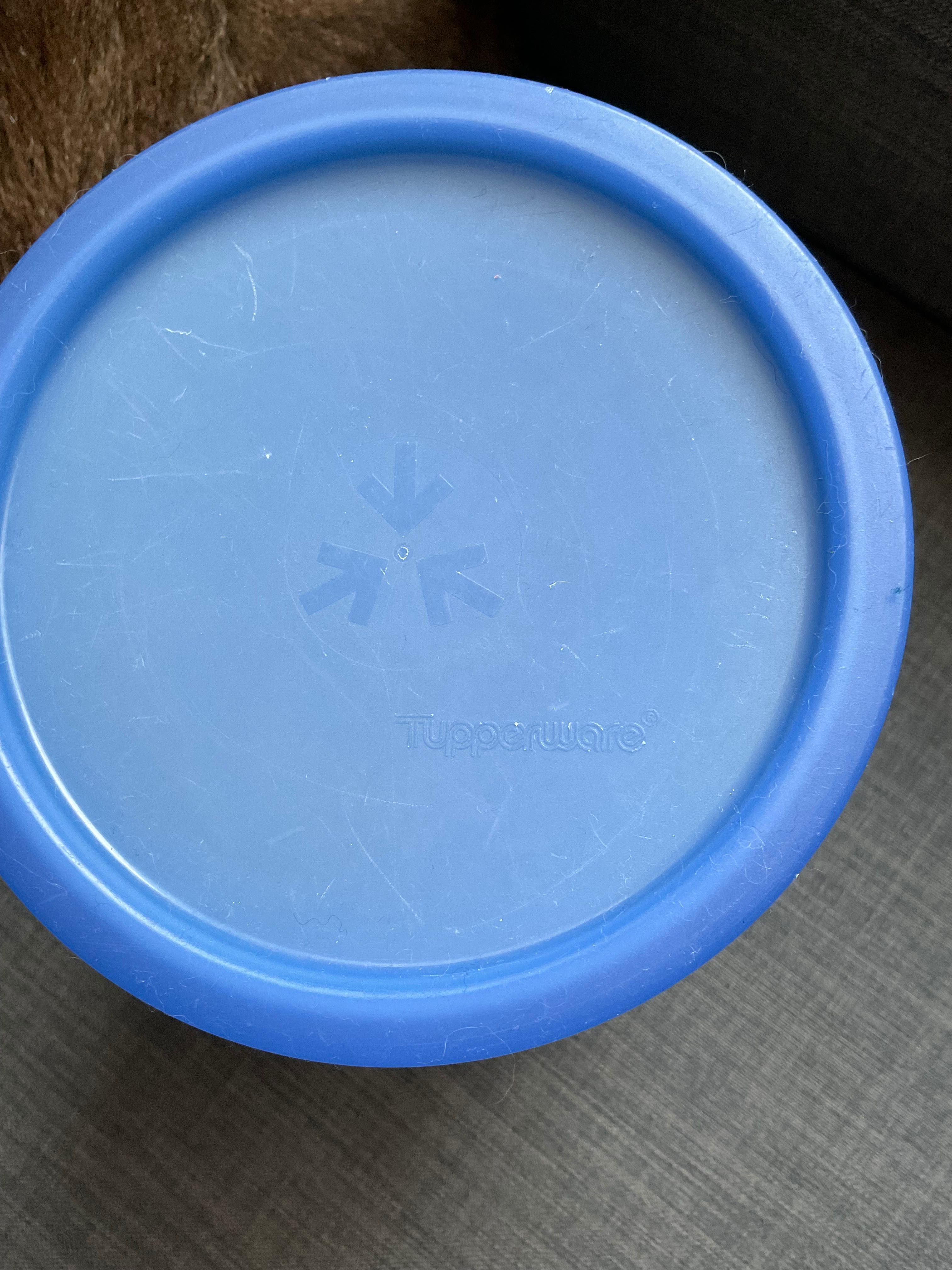 Conjunto de três Tupperware