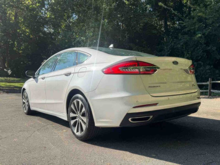 Ford Fusion SE      2019