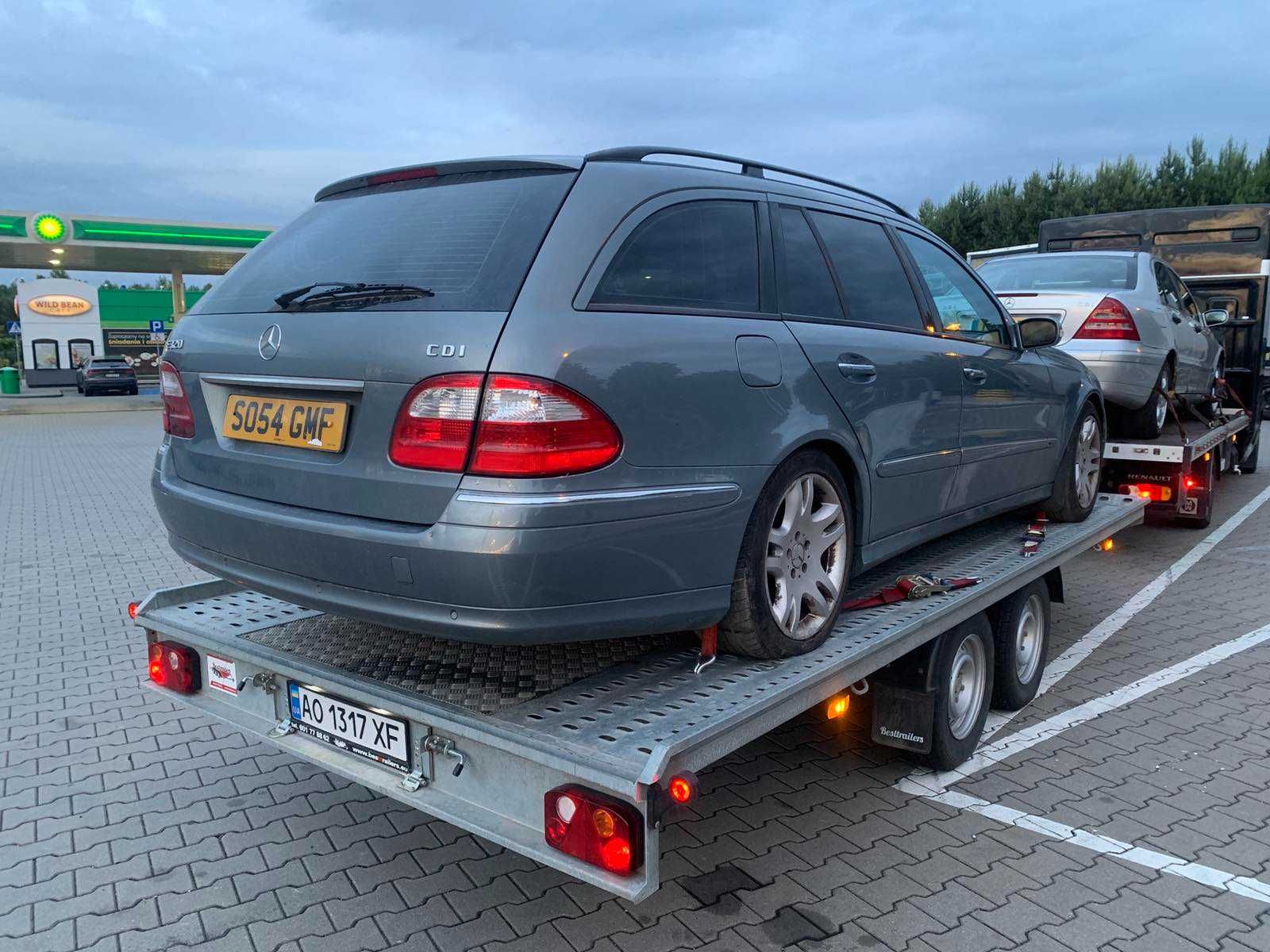 Бампер перід зад Mercedes W211 автомат бампер