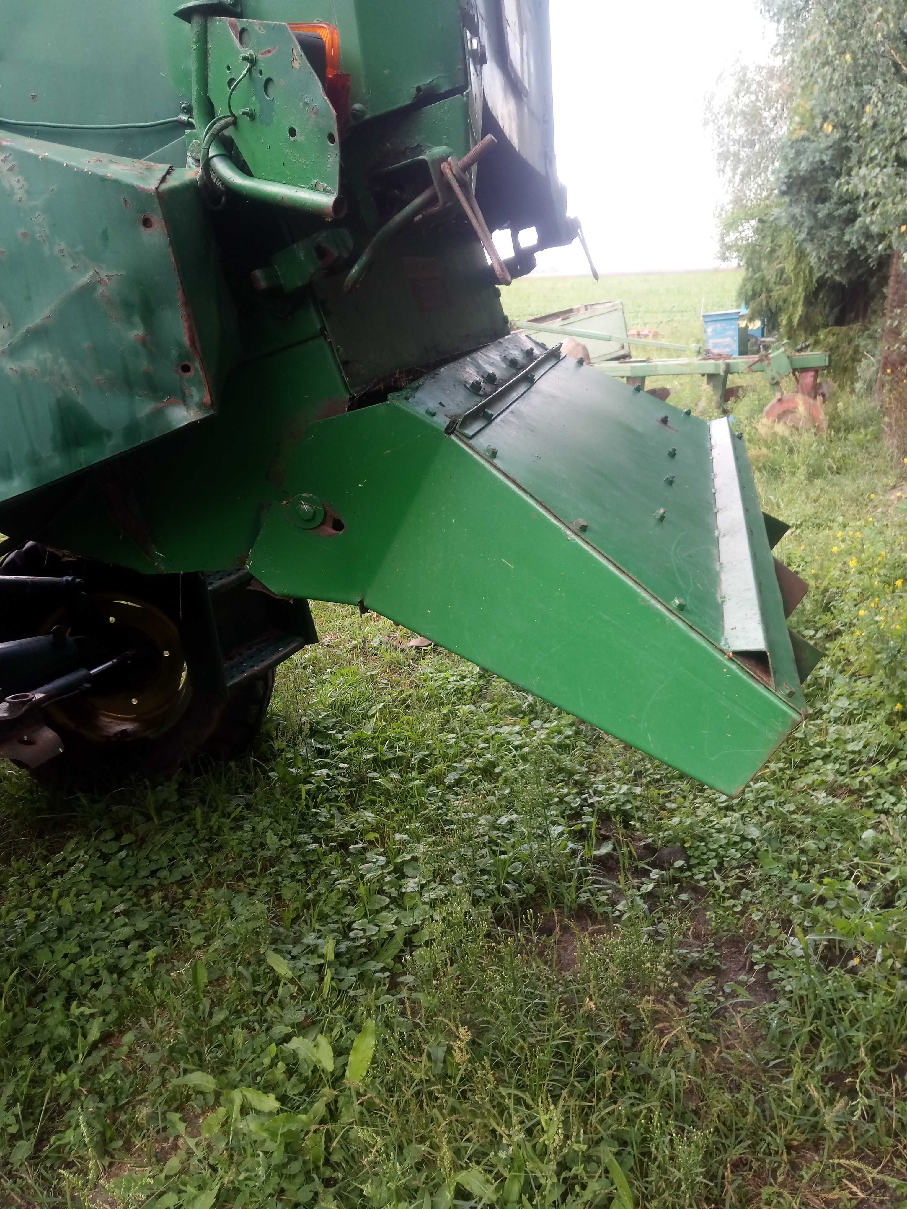 Sieczkarnia 955 do kombajnu 1065 John Deere 1055 heder do rzepaku 1075