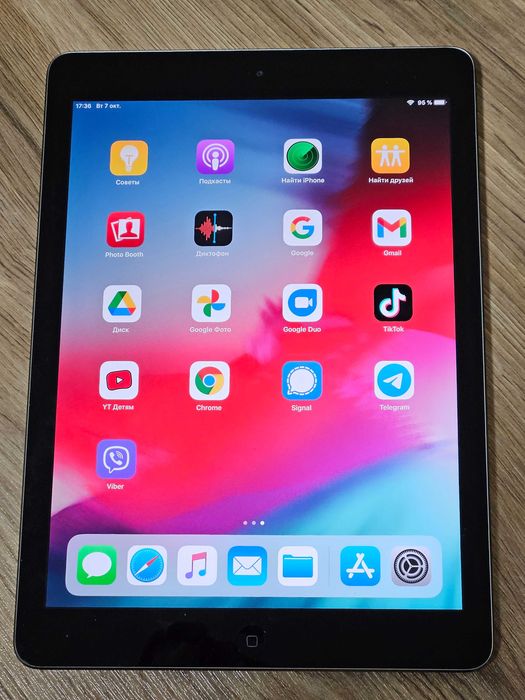 Apple IPad Air 1- 16GB Wi-Fi , Bypass