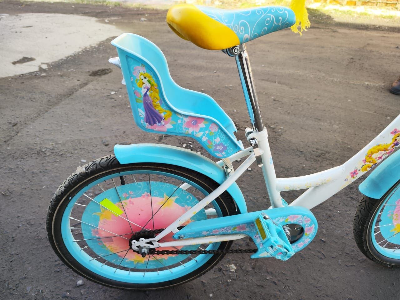 Продам дитячий велосипед Disney для дівчинки 7-10 років