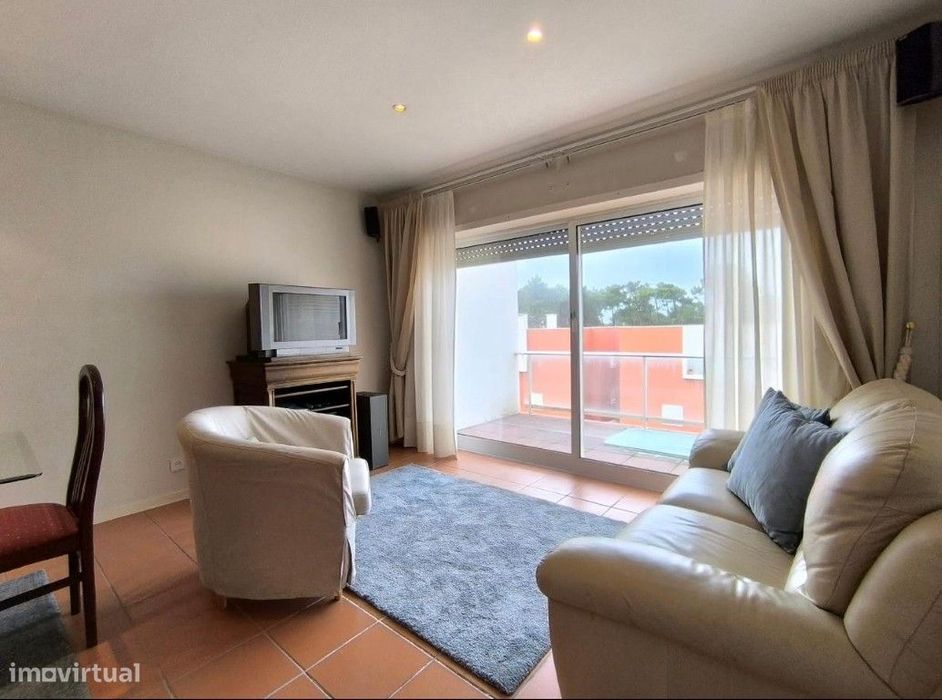 Apartamento T2 Duplex na Praia do Cabedelo para arrendar