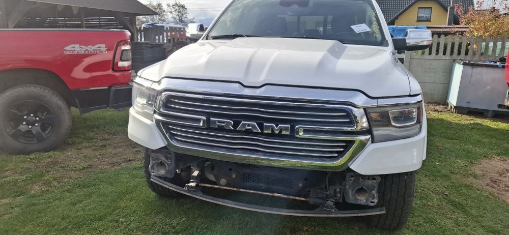 Przód Oryginał Lampy grill DODGE RAM Laramie 2022