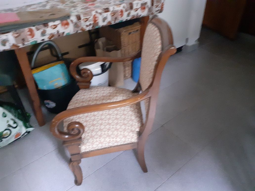 Cadeiras  cana de bambu semi novas