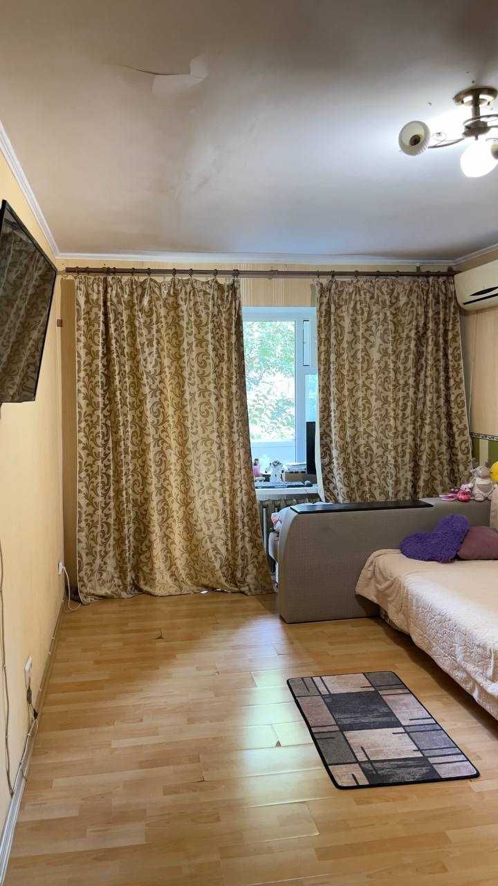 продам 1 комн на Крымской с ремонтом  22 500 у.е