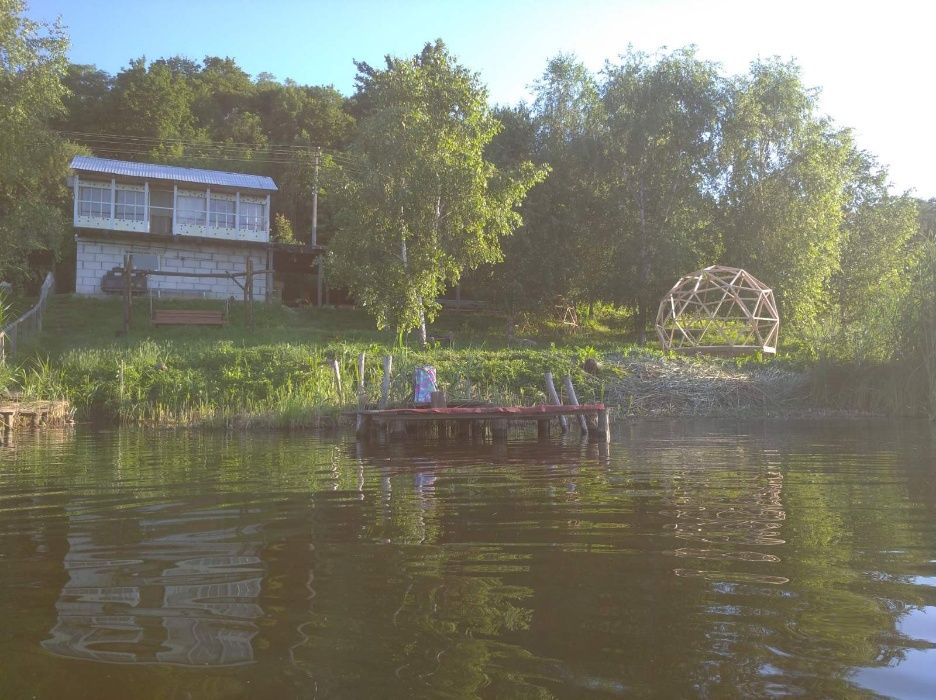 Рибацькі будинки на озері. Баня,чан, с. Киданівка, Богуславський р-н