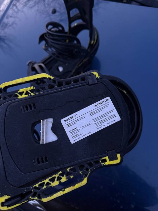 Сноуборд кріплення burton est