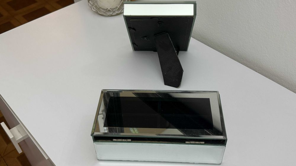 Caixa de arrumação + Moldura (espelhadas)