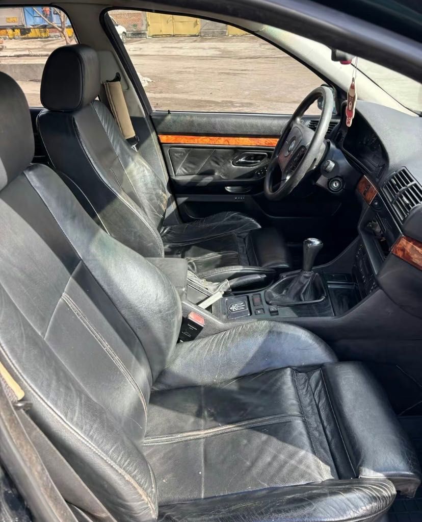 Продам свій автомобіль БМВ Е39