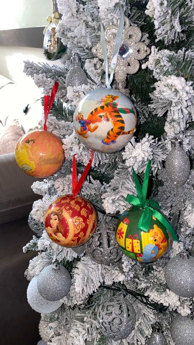 Enfeites bolas de Natal Árvore Disney Winnie the Pooh e Princesas