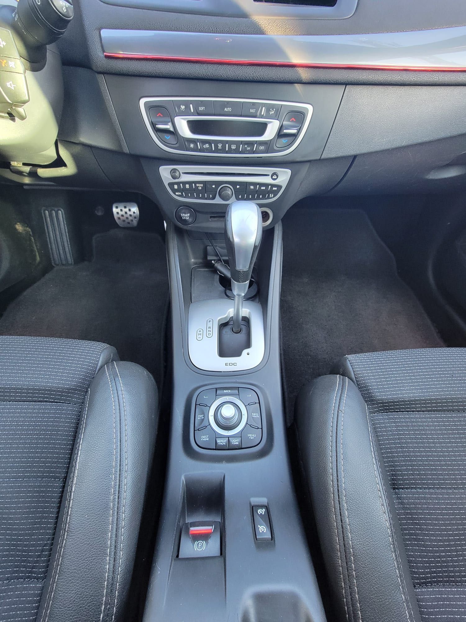 Renault megane 1.5 gtline automática