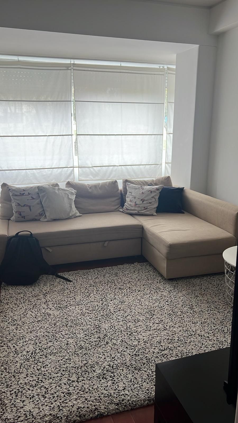 Sofá cama com chaise-longue