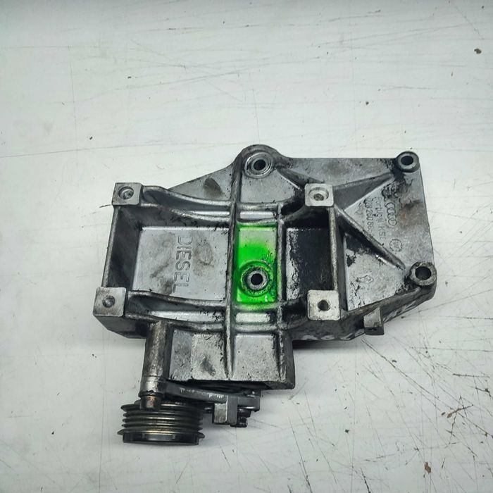 Audi VW oe łapa alternatora 1.9 TDI
