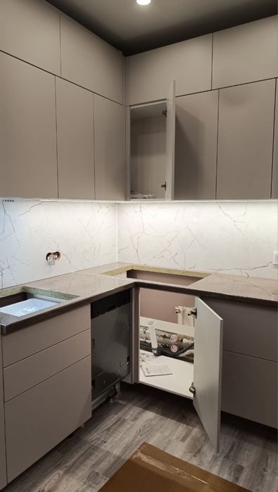 Послуги зі збирання меблів / Сборка мебели будь-якої складності