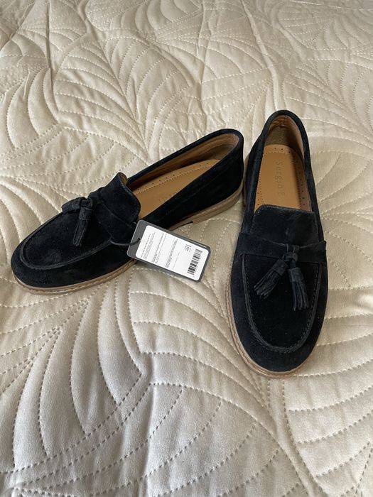 Nowe mokasyny z skóry zamszowej 38