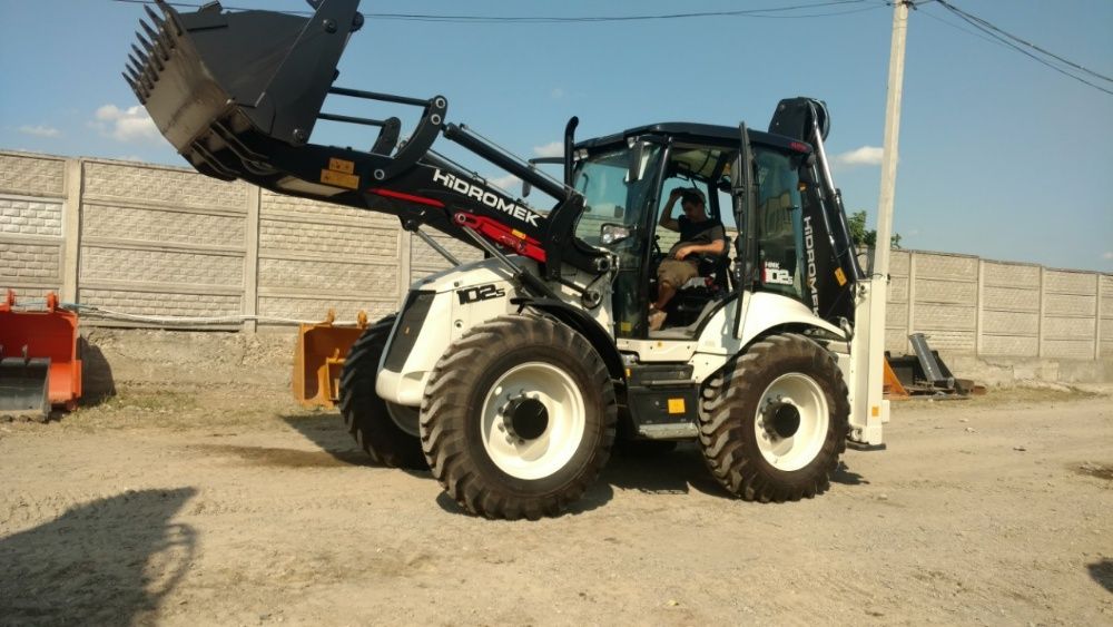 Послуги та оренда екскаватора навантажувача (погрузчика) jCB 3 CX