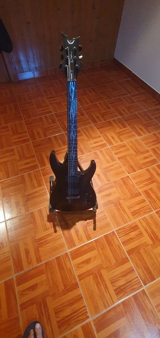 Guitarra Dean Vendetta  Black