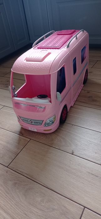 Auto rozkładane Barbie + akcesoria