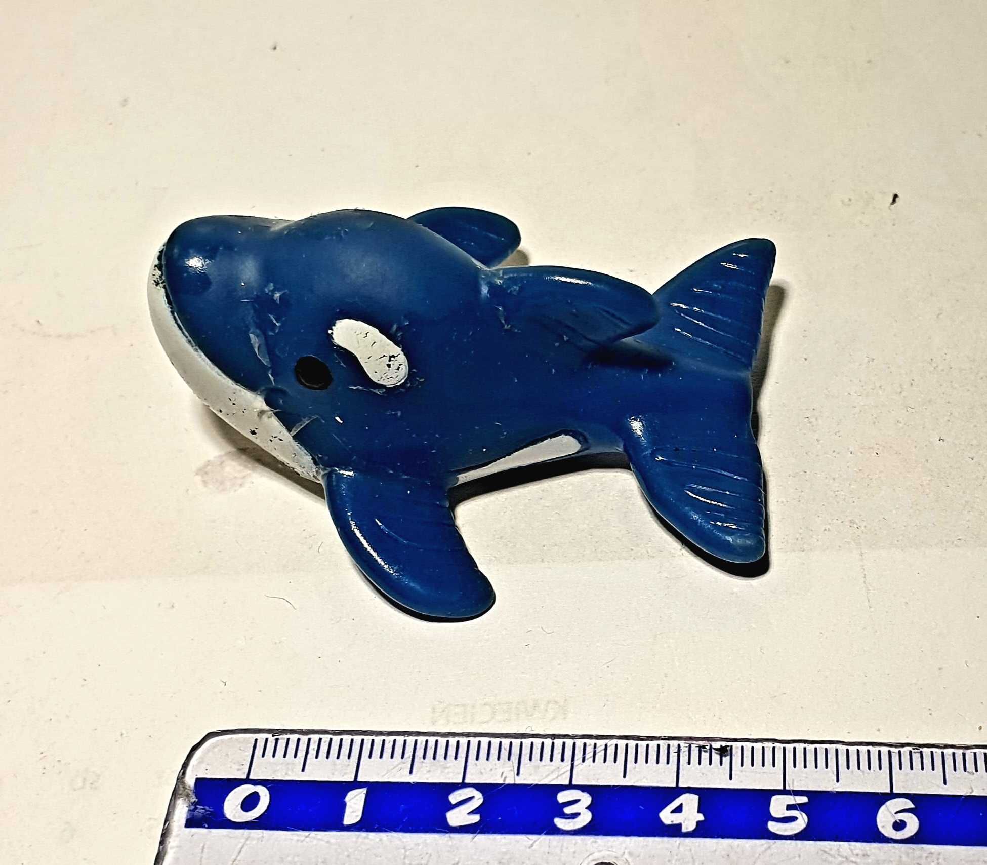 Zabawki figurki z bajek mors miś toster delfin 4szt.