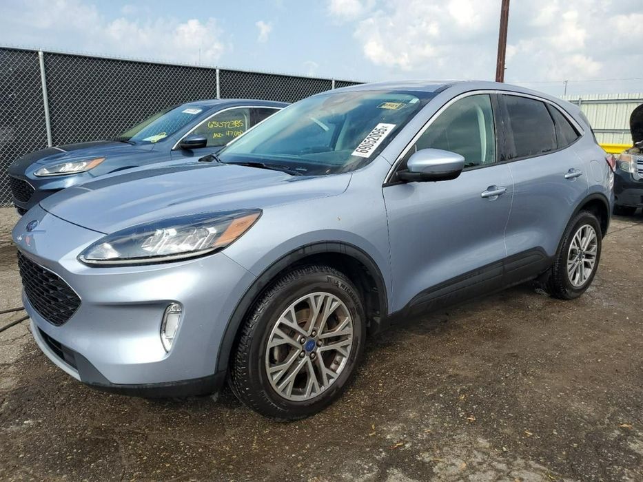 Ford Kuga Auta z USA - Zapytaj o więcej ofert!