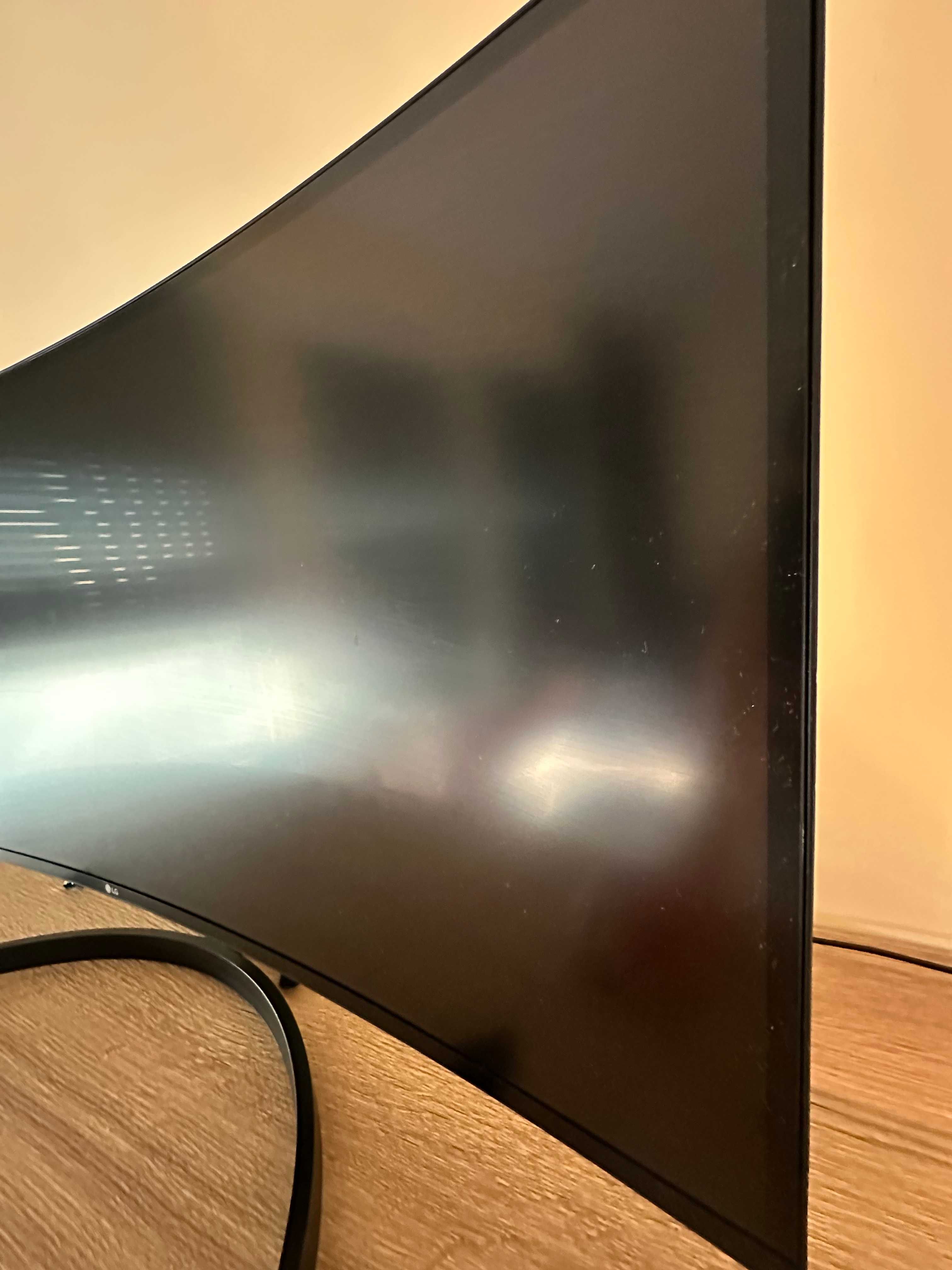 LG 34WL85C-B 34” UltraWide