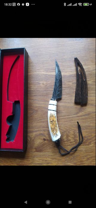 Ніж кухонний у подарунковій коробціподарунковий