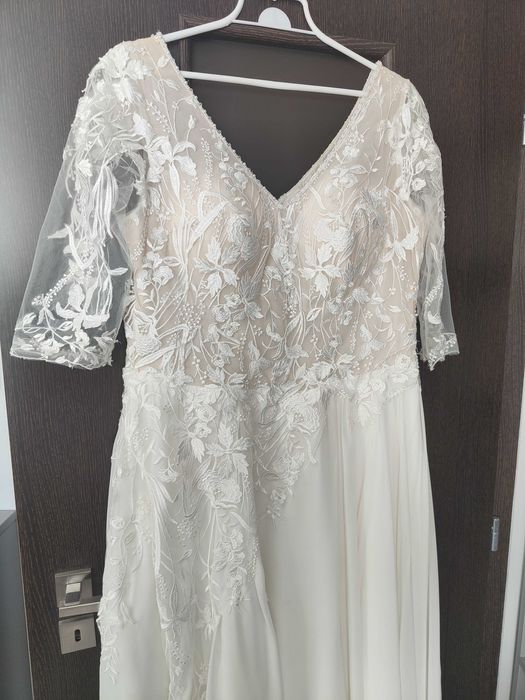 Suknia ślubna 44/46/48