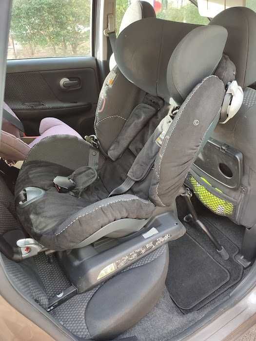 Cadeira RF com sistema Isofix