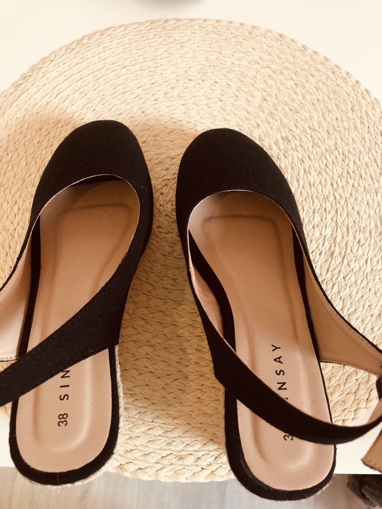 Buty na koturnie Espadryle - czarne - jak nowe / 38