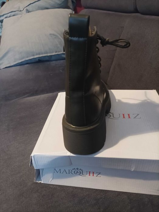 Botki damskie, trapery w kolorze khaki.