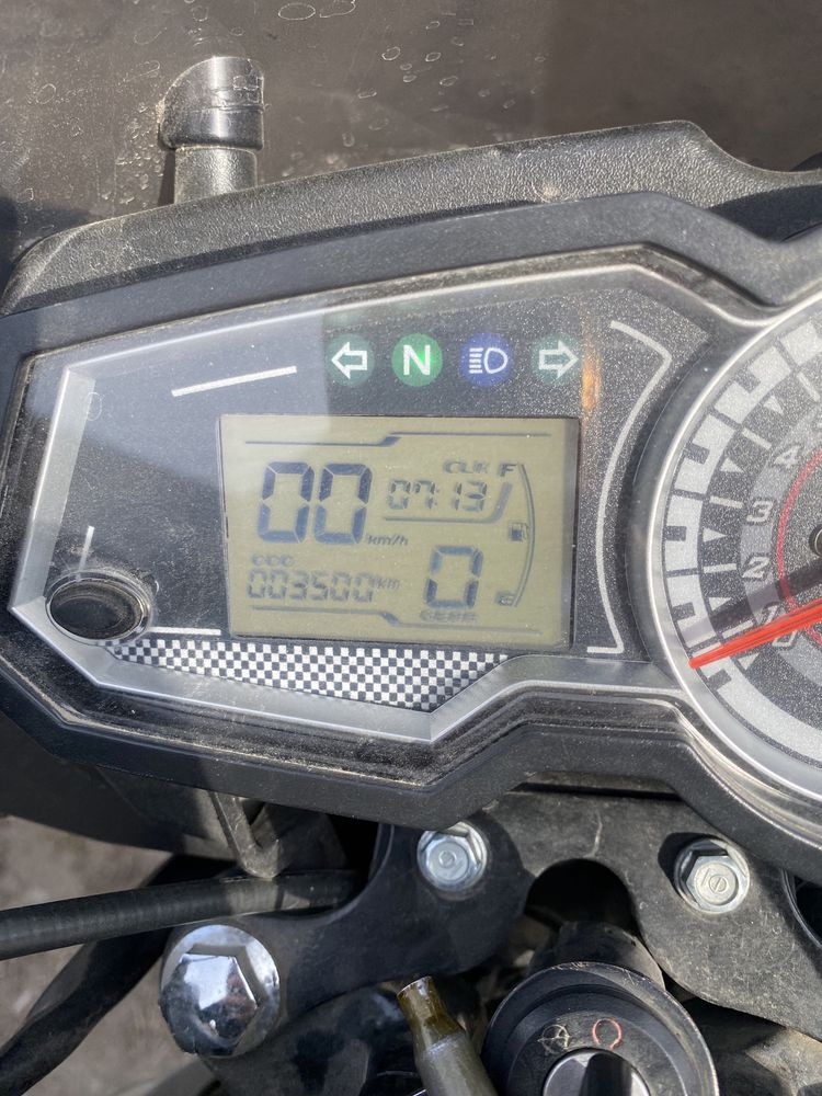 Продам Viper ZS200-2