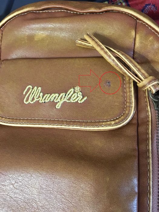 Знижка ! Слінг-рюкзак Wrangler через плече. Новий. З США. Оригінал