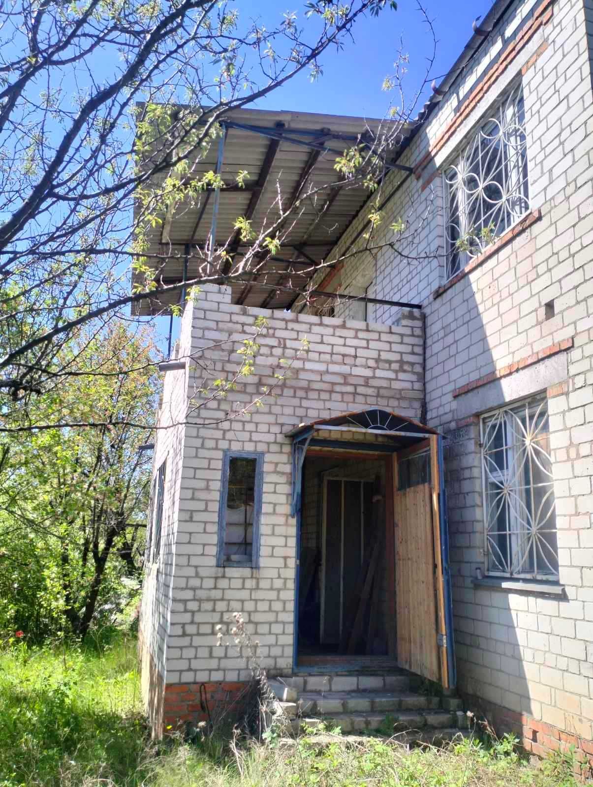 Продам дом -дачу в Южном . Участок 6 сот. Тихий район. TB