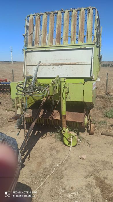 Reboque forrageiro Claas com rotocut NOVO PREÇO
