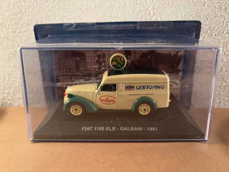 Veiculos de distribuição com publicidade miniaturas escala 1/43