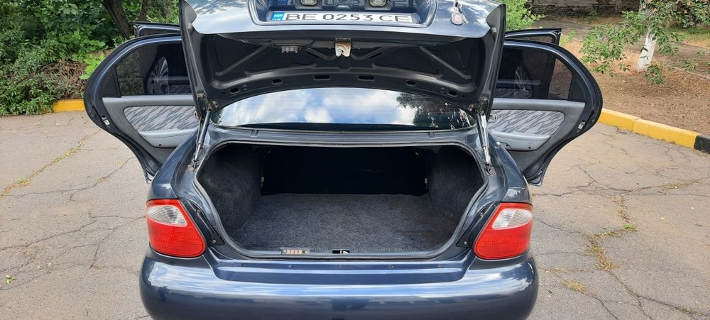 Продам или обмен  KIA Clarus 2.0i газ