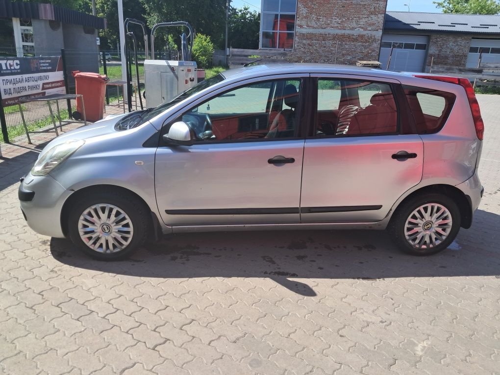 Nissan Note 1,5 dci 2007 для військових