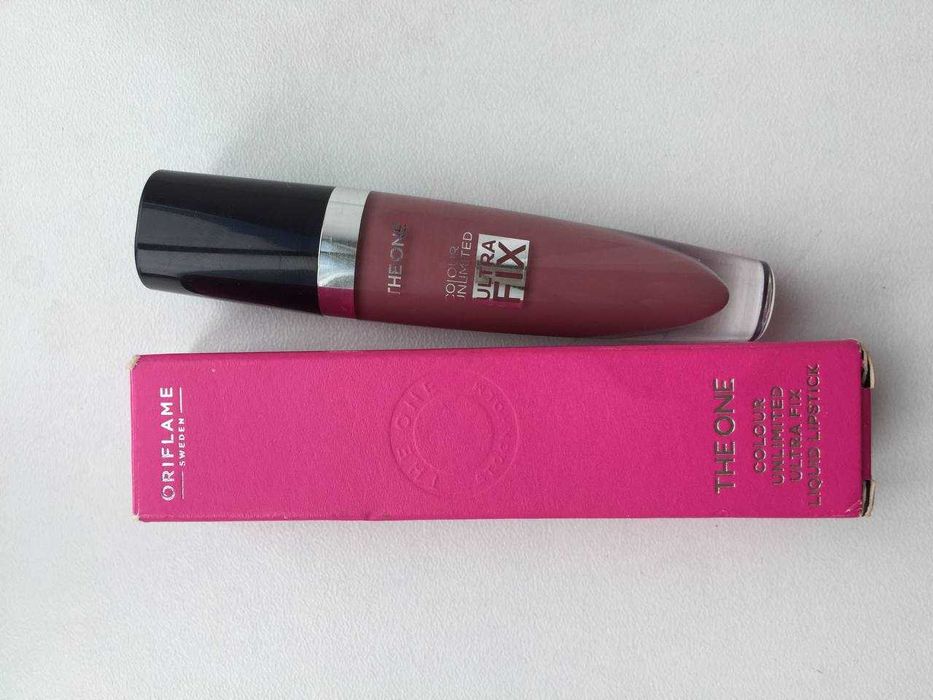 Суперстійка матова помада Oriflame Запорошена троянда