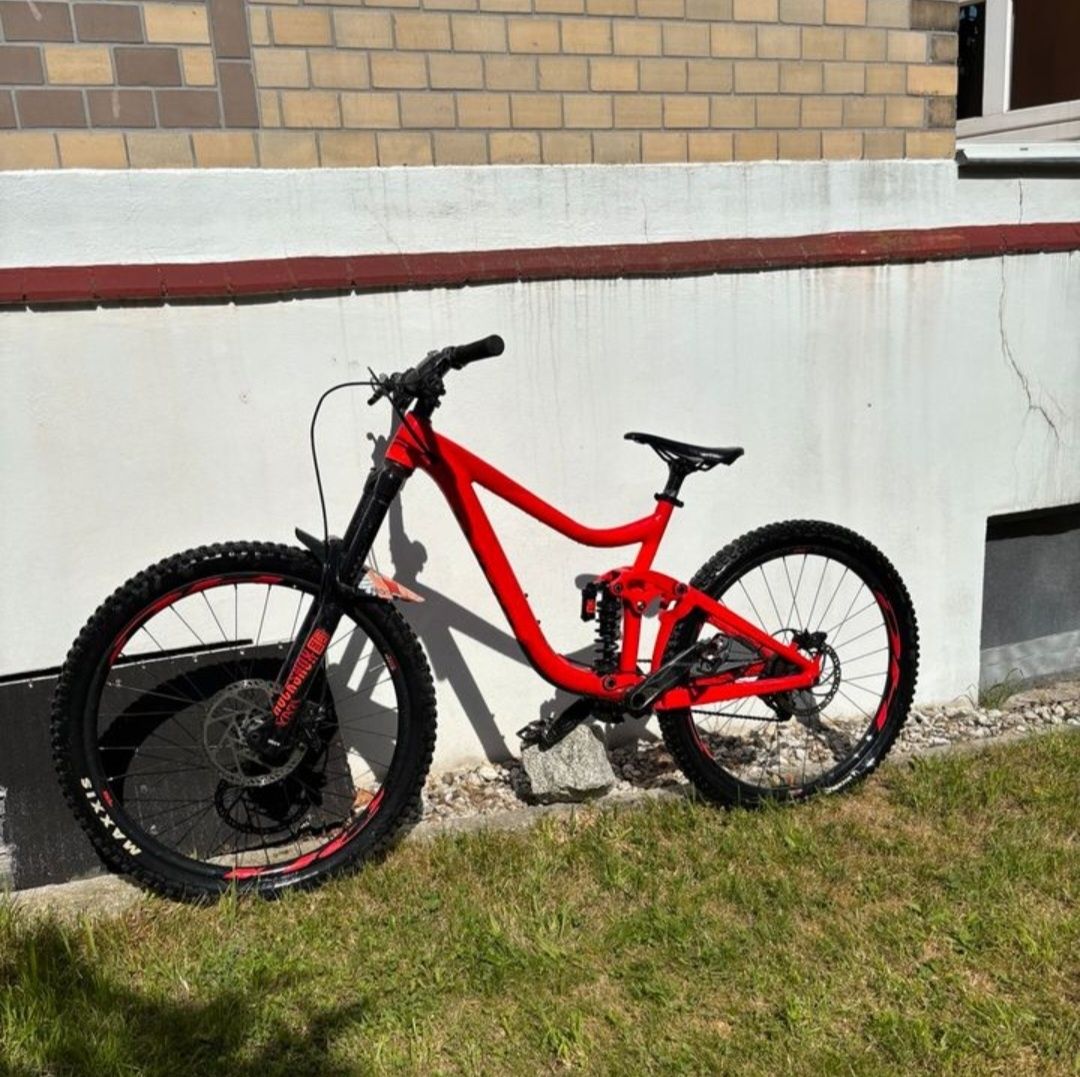 Rower Giant Reign 2 M